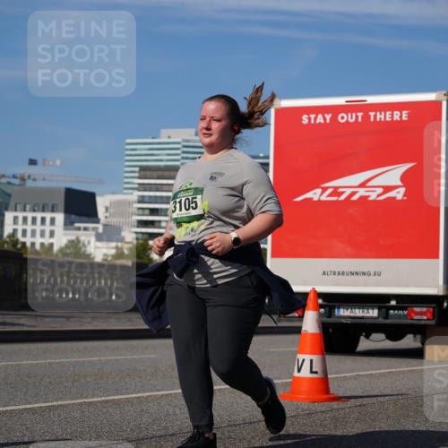 07.09.2025 - BARMER Alsterlauf Yannick Fuchs http://msf.ph/oto/8829509 07.09.2025 10:27:55 Laufen 3105 meine-sportfotos.de