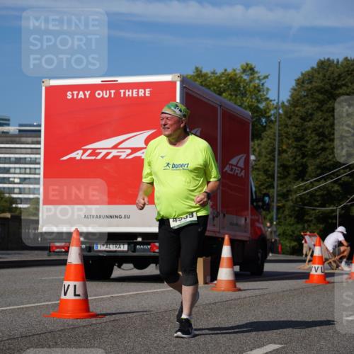 07.09.2025 - BARMER Alsterlauf Yannick Fuchs http://msf.ph/oto/8829511 07.09.2025 10:27:57 Laufen 4559 meine-sportfotos.de