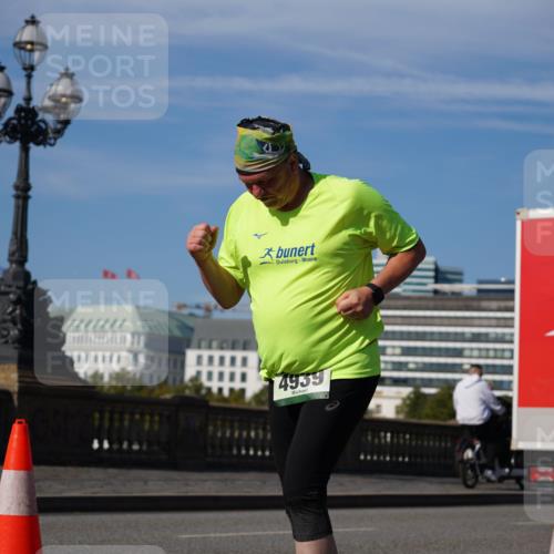 07.09.2025 - BARMER Alsterlauf Yannick Fuchs http://msf.ph/oto/8829516 07.09.2025 10:27:58 Laufen 4939 meine-sportfotos.de