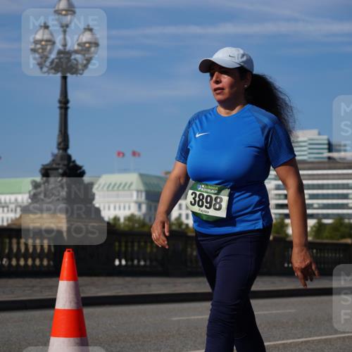 07.09.2025 - BARMER Alsterlauf Yannick Fuchs http://msf.ph/oto/8829522 07.09.2025 10:28:07 Laufen 54, 36, 3898 meine-sportfotos.de