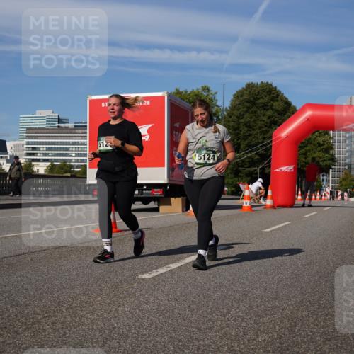 07.09.2025 - BARMER Alsterlauf Yannick Fuchs http://msf.ph/oto/8829533 07.09.2025 10:28:20 Laufen 512, 5124 meine-sportfotos.de