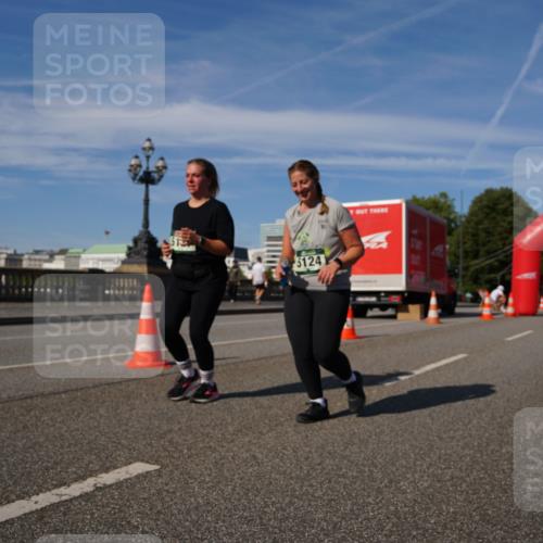 07.09.2025 - BARMER Alsterlauf Yannick Fuchs http://msf.ph/oto/8829538 07.09.2025 10:28:21 Laufen 5124 meine-sportfotos.de