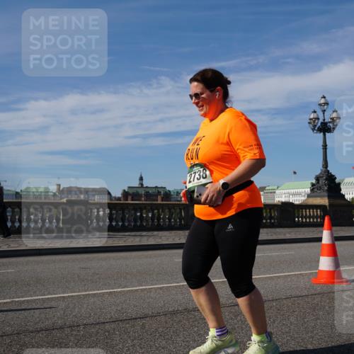07.09.2025 - BARMER Alsterlauf Yannick Fuchs http://msf.ph/oto/8829547 07.09.2025 10:28:56 Laufen 2738 meine-sportfotos.de