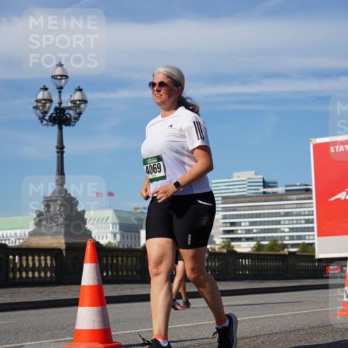 07.09.2025 - BARMER Alsterlauf Yannick Fuchs http://msf.ph/oto/8829564 07.09.2025 10:30:17 Laufen 4069 meine-sportfotos.de