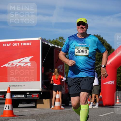 07.09.2025 - BARMER Alsterlauf Yannick Fuchs http://msf.ph/oto/8829571 07.09.2025 10:30:21 Laufen 3093 meine-sportfotos.de