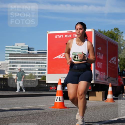 07.09.2025 - BARMER Alsterlauf Yannick Fuchs http://msf.ph/oto/8829577 07.09.2025 10:30:36 Laufen 47, 18, 114 meine-sportfotos.de