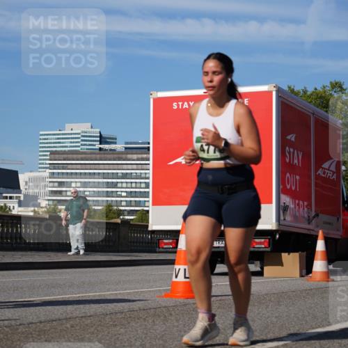 07.09.2025 - BARMER Alsterlauf Yannick Fuchs http://msf.ph/oto/8829578 07.09.2025 10:30:36 Laufen  meine-sportfotos.de