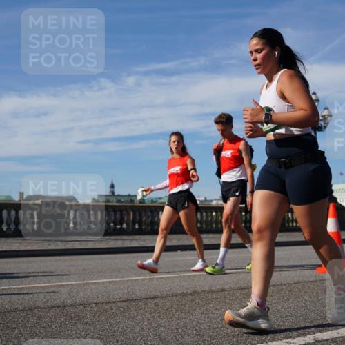 07.09.2025 - BARMER Alsterlauf Yannick Fuchs http://msf.ph/oto/8829582 07.09.2025 10:30:37 Laufen  meine-sportfotos.de
