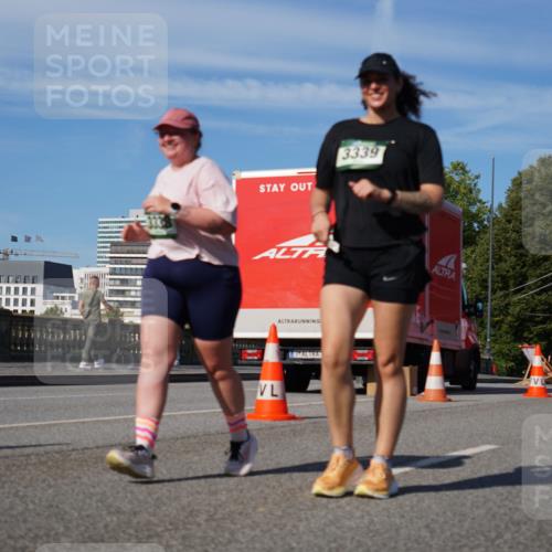 07.09.2025 - BARMER Alsterlauf Yannick Fuchs http://msf.ph/oto/8829583 07.09.2025 10:31:58 Laufen 3339 meine-sportfotos.de