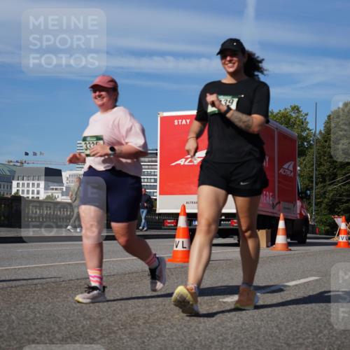 07.09.2025 - BARMER Alsterlauf Yannick Fuchs http://msf.ph/oto/8829584 07.09.2025 10:31:58 Laufen 39 meine-sportfotos.de