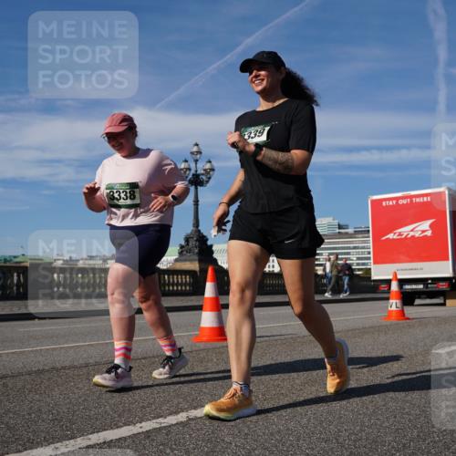 07.09.2025 - BARMER Alsterlauf Yannick Fuchs http://msf.ph/oto/8829587 07.09.2025 10:31:59 Laufen 3338, 339 meine-sportfotos.de