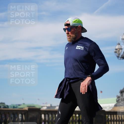 07.09.2025 - BARMER Alsterlauf Yannick Fuchs http://msf.ph/oto/8829588 07.09.2025 10:32:17 Laufen 25 meine-sportfotos.de