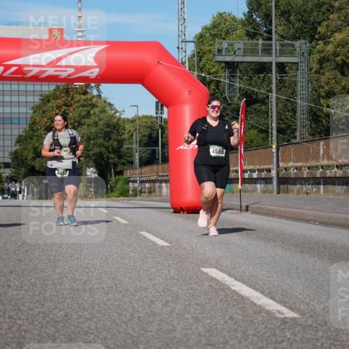 07.09.2025 - BARMER Alsterlauf Yannick Fuchs http://msf.ph/oto/8829619 07.09.2025 10:33:58 Laufen 2249, 4452, 4589 meine-sportfotos.de