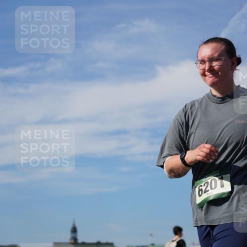 07.09.2025 - BARMER Alsterlauf Yannick Fuchs http://msf.ph/oto/8829645 07.09.2025 10:35:04 Laufen 6201 meine-sportfotos.de