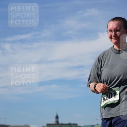 07.09.2025 - BARMER Alsterlauf Yannick Fuchs http://msf.ph/oto/8829646 07.09.2025 10:35:05 Laufen 6201 meine-sportfotos.de