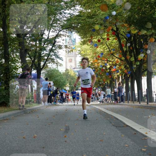 07.09.2025 - BARMER Alsterlauf Yannick Fuchs http://msf.ph/oto/8829664 07.09.2025 10:47:23 Laufen 453 meine-sportfotos.de