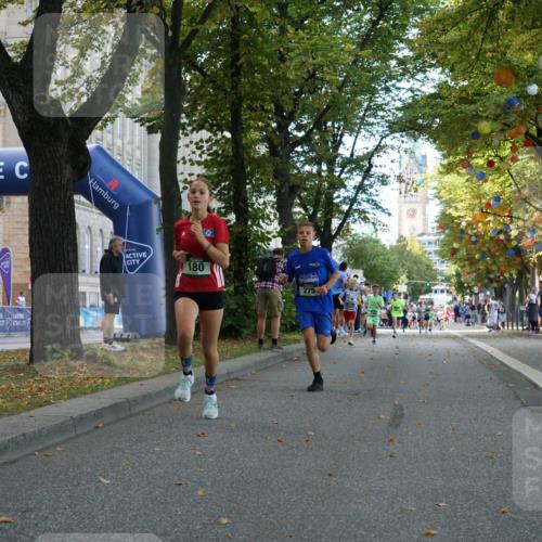 07.09.2025 - BARMER Alsterlauf Yannick Fuchs http://msf.ph/oto/8829687 07.09.2025 10:47:36 Laufen 180 meine-sportfotos.de