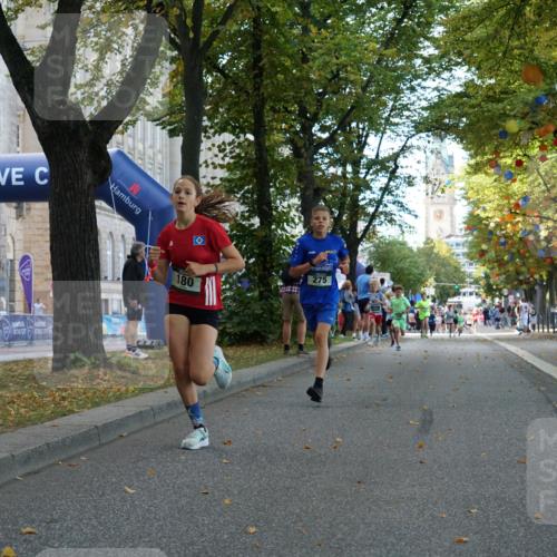 07.09.2025 - BARMER Alsterlauf Yannick Fuchs http://msf.ph/oto/8829689 07.09.2025 10:47:36 Laufen 275, 180 meine-sportfotos.de