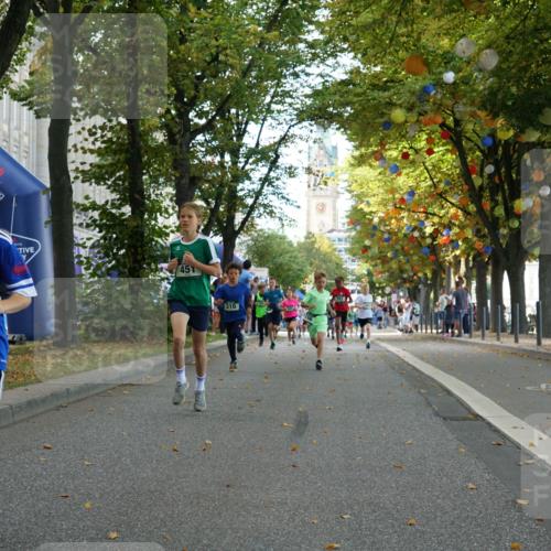 07.09.2025 - BARMER Alsterlauf Yannick Fuchs http://msf.ph/oto/8829716 07.09.2025 10:47:49 Laufen 260, 451, 310 meine-sportfotos.de