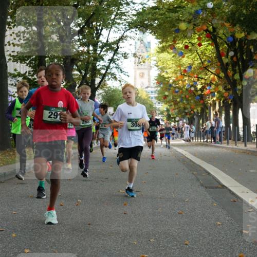 07.09.2025 - BARMER Alsterlauf Yannick Fuchs http://msf.ph/oto/8829737 07.09.2025 10:47:55 Laufen 291, 260, 67, 315, 306, 283 meine-sportfotos.de