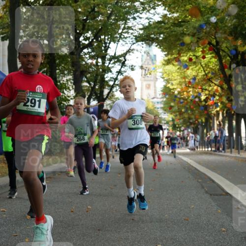 07.09.2025 - BARMER Alsterlauf Yannick Fuchs http://msf.ph/oto/8829741 07.09.2025 10:47:55 Laufen 36, 291, 268, 313, 308 meine-sportfotos.de