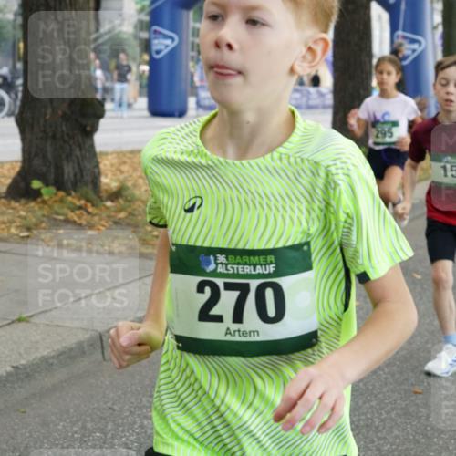 07.09.2025 - BARMER Alsterlauf Yannick Fuchs http://msf.ph/oto/8829791 07.09.2025 10:48:06 Laufen 36, 270, 295, 157, 441 meine-sportfotos.de