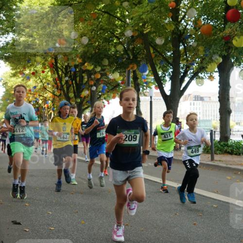 07.09.2025 - BARMER Alsterlauf Yannick Fuchs http://msf.ph/oto/8829824 07.09.2025 10:48:15 Laufen 261, 3412, 62, 163, 209, 431, 449 meine-sportfotos.de