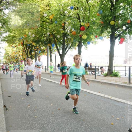 07.09.2025 - BARMER Alsterlauf Yannick Fuchs http://msf.ph/oto/8829859 07.09.2025 10:48:23 Laufen 318, 327, 153, 343, 303 meine-sportfotos.de
