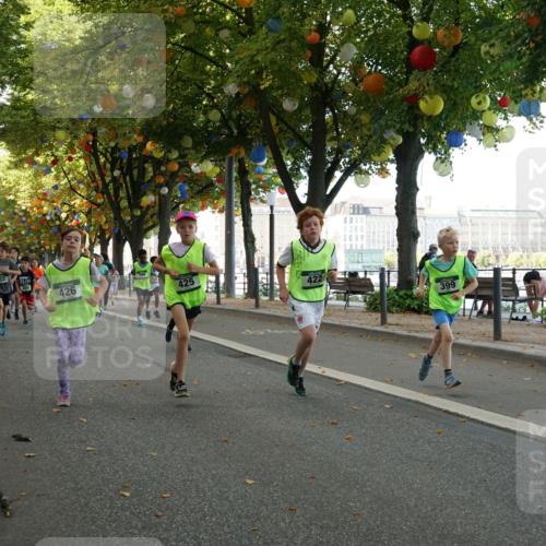 07.09.2025 - BARMER Alsterlauf Yannick Fuchs http://msf.ph/oto/8829872 07.09.2025 10:48:25 Laufen 332, 205, 426, 425, 422, 399 meine-sportfotos.de