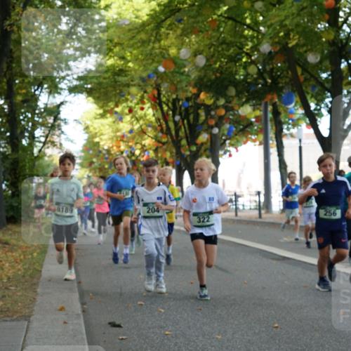 07.09.2025 - BARMER Alsterlauf Yannick Fuchs http://msf.ph/oto/8829900 07.09.2025 10:48:32 Laufen 8189, 204, 256, 322, 36, 380 meine-sportfotos.de