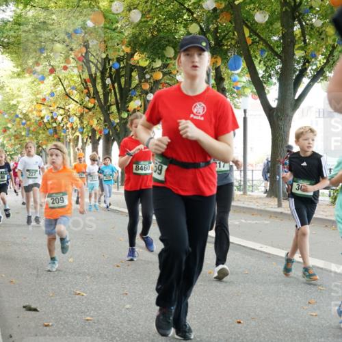 07.09.2025 - BARMER Alsterlauf Yannick Fuchs http://msf.ph/oto/8829965 07.09.2025 10:48:45 Laufen 389, 186, 227, 209, 274, 220, 8460, 59 meine-sportfotos.de