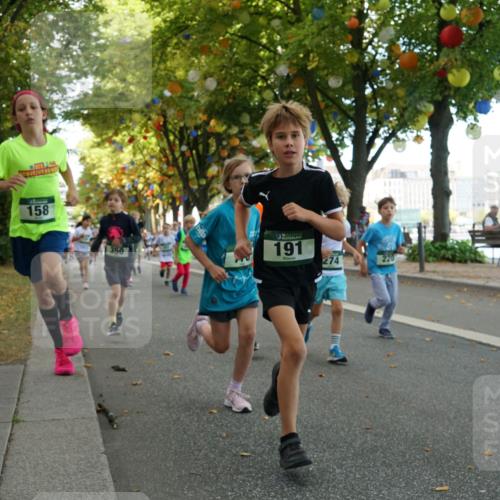 07.09.2025 - BARMER Alsterlauf Yannick Fuchs http://msf.ph/oto/8829992 07.09.2025 10:48:51 Laufen 158, 350, 191, 274, 220, 237, 364 meine-sportfotos.de