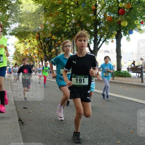 07.09.2025 - BARMER Alsterlauf Yannick Fuchs http://msf.ph/oto/8829993 07.09.2025 10:48:51 Laufen 158, 350, 191, 220, 237 meine-sportfotos.de
