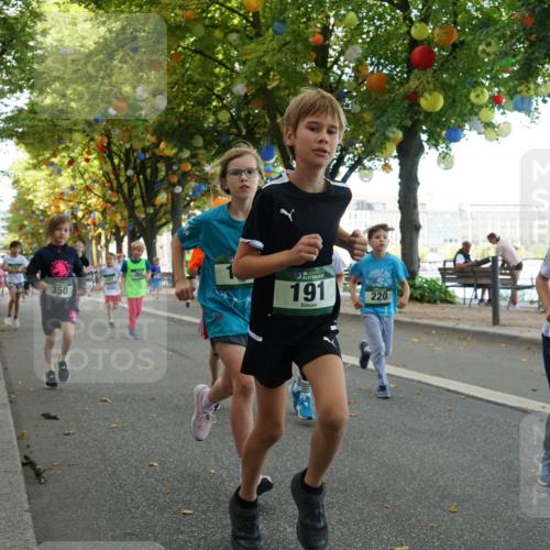 07.09.2025 - BARMER Alsterlauf Yannick Fuchs http://msf.ph/oto/8829994 07.09.2025 10:48:52 Laufen 158, 350, 36, 191, 220, 237, 30, 36 meine-sportfotos.de