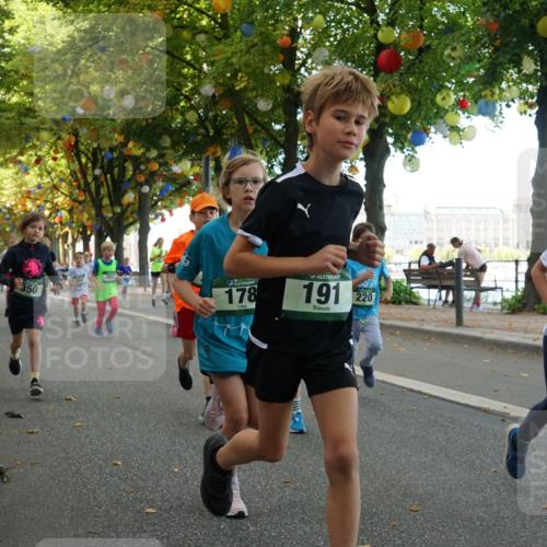 07.09.2025 - BARMER Alsterlauf Yannick Fuchs http://msf.ph/oto/8829995 07.09.2025 10:48:52 Laufen 350, 178, 191, 220, 237 meine-sportfotos.de