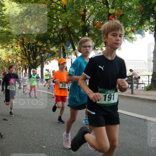 07.09.2025 - BARMER Alsterlauf Yannick Fuchs http://msf.ph/oto/8829996 07.09.2025 10:48:52 Laufen 350, 297, 237, 191 meine-sportfotos.de