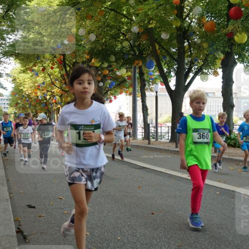 07.09.2025 - BARMER Alsterlauf Yannick Fuchs http://msf.ph/oto/8830023 07.09.2025 10:48:57 Laufen 414, 284, 8451, 1, 360, 258 meine-sportfotos.de