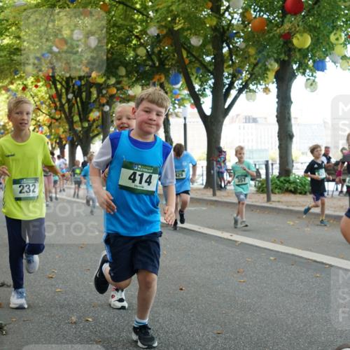 07.09.2025 - BARMER Alsterlauf Yannick Fuchs http://msf.ph/oto/8830046 07.09.2025 10:49:02 Laufen 232, 414, 429, 357, 828, 8392, 8 meine-sportfotos.de