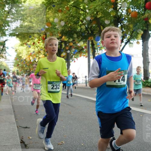 07.09.2025 - BARMER Alsterlauf Yannick Fuchs http://msf.ph/oto/8830047 07.09.2025 10:49:02 Laufen 299, 232, 14 meine-sportfotos.de