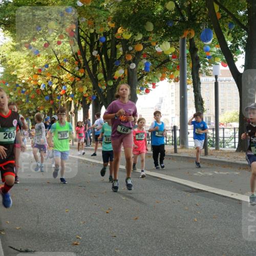 07.09.2025 - BARMER Alsterlauf Yannick Fuchs http://msf.ph/oto/8830058 07.09.2025 10:49:05 Laufen 341, 168, 348, 200, 385, 195, 382, 386, 238 meine-sportfotos.de