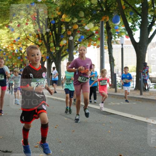 07.09.2025 - BARMER Alsterlauf Yannick Fuchs http://msf.ph/oto/8830062 07.09.2025 10:49:06 Laufen 386, 329, 168, 34, 382, 1297, 200, 195, 238 meine-sportfotos.de