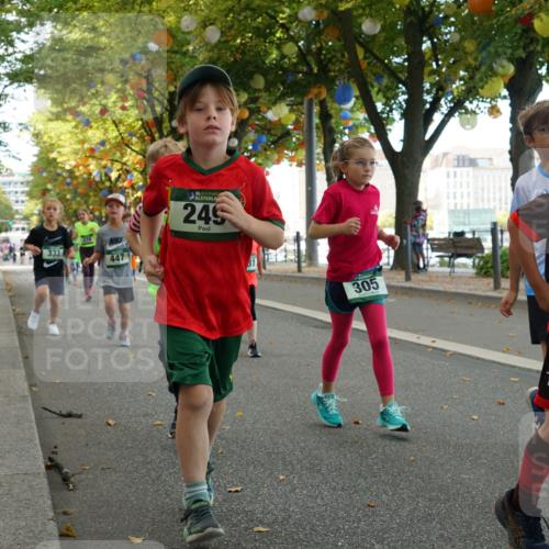 07.09.2025 - BARMER Alsterlauf Yannick Fuchs http://msf.ph/oto/8830169 07.09.2025 10:49:35 Laufen 185, 333, 447, 36, 249, 305, 36, 248 meine-sportfotos.de
