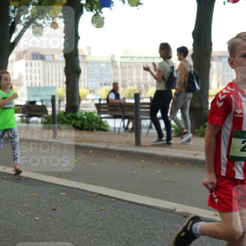 07.09.2025 - BARMER Alsterlauf Yannick Fuchs http://msf.ph/oto/8830196 07.09.2025 10:49:41 Laufen 251, 281 meine-sportfotos.de