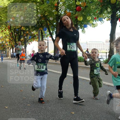 07.09.2025 - BARMER Alsterlauf Yannick Fuchs http://msf.ph/oto/8830225 07.09.2025 10:49:49 Laufen 3772, 136, 324, 72, 1721, 1217, 325, 337 meine-sportfotos.de