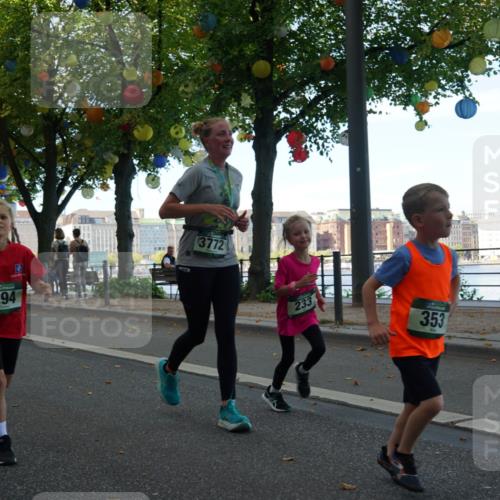 07.09.2025 - BARMER Alsterlauf Yannick Fuchs http://msf.ph/oto/8830245 07.09.2025 10:49:54 Laufen 294, 3772, 233, 353 meine-sportfotos.de
