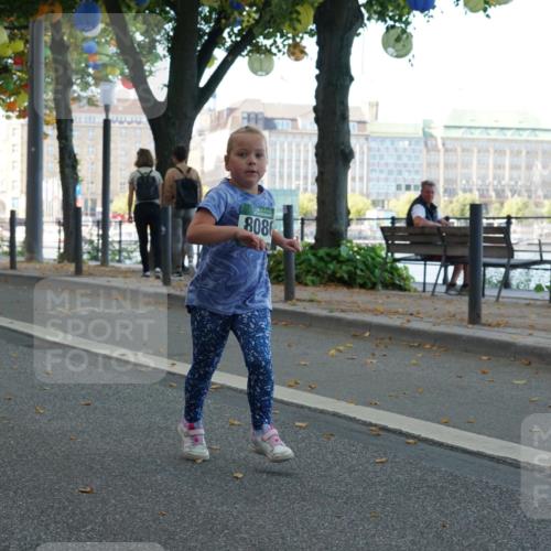 07.09.2025 - BARMER Alsterlauf Yannick Fuchs http://msf.ph/oto/8830254 07.09.2025 10:49:56 Laufen 808 meine-sportfotos.de