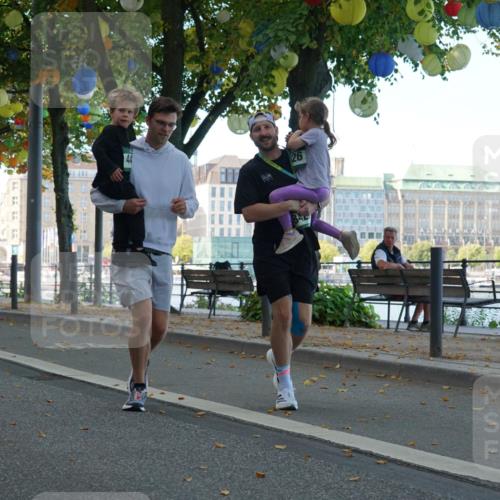 07.09.2025 - BARMER Alsterlauf Yannick Fuchs http://msf.ph/oto/8830267 07.09.2025 10:50:20 Laufen 4, 44, 26 meine-sportfotos.de