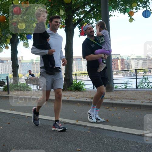 07.09.2025 - BARMER Alsterlauf Yannick Fuchs http://msf.ph/oto/8830270 07.09.2025 10:50:22 Laufen 26 meine-sportfotos.de