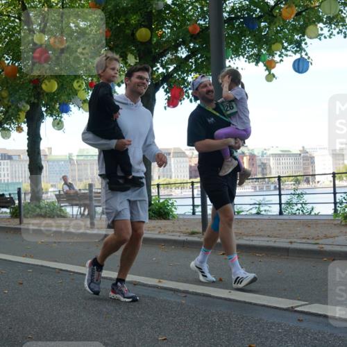 07.09.2025 - BARMER Alsterlauf Yannick Fuchs http://msf.ph/oto/8830271 07.09.2025 10:50:22 Laufen 26 meine-sportfotos.de