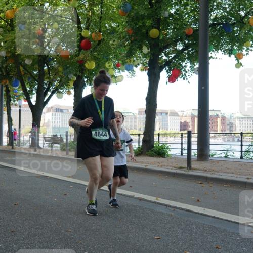 07.09.2025 - BARMER Alsterlauf Yannick Fuchs http://msf.ph/oto/8830281 07.09.2025 10:50:25 Laufen 4644 meine-sportfotos.de